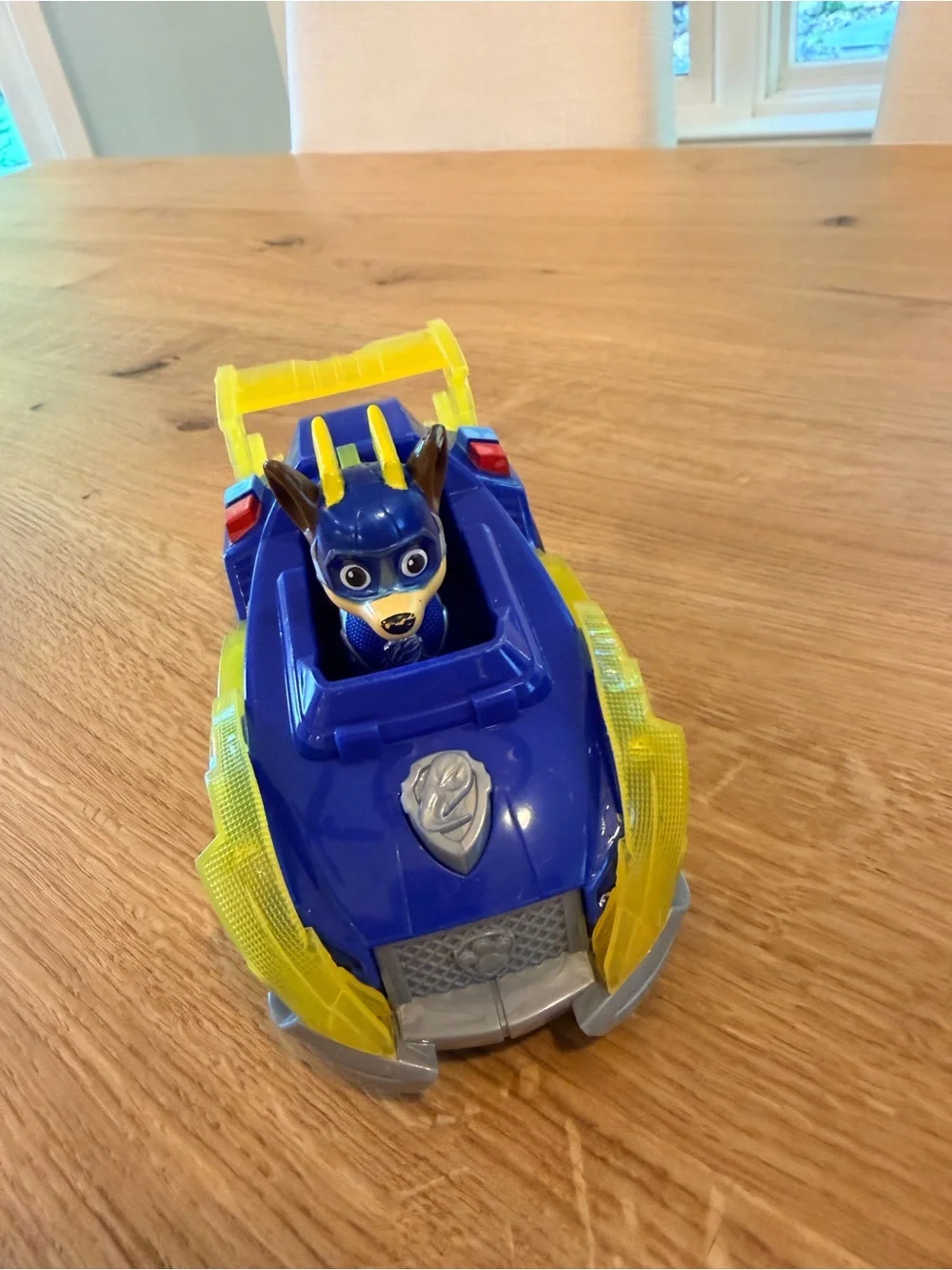 PAW Patrol Mighty Pups Super PAWs Chase’s Deluxe Vehicle + Pup
